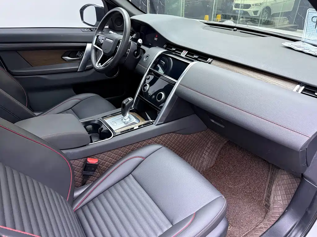 Land Rover Discovery Sport 2023 — фото 20