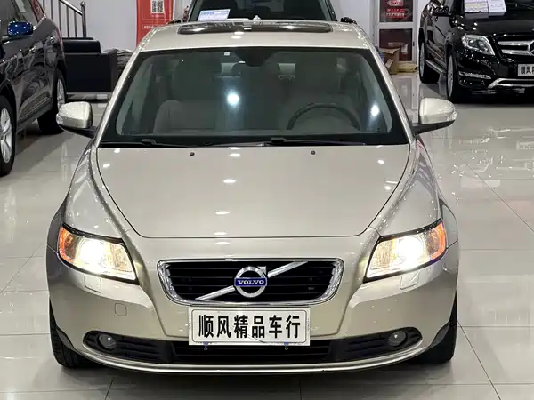 Volvo S40 2012