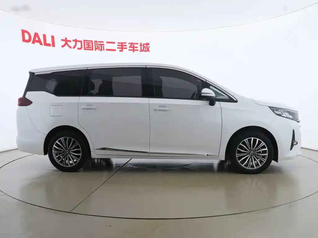 GAC Motor Trumpchi M6 2021 — фото 11
