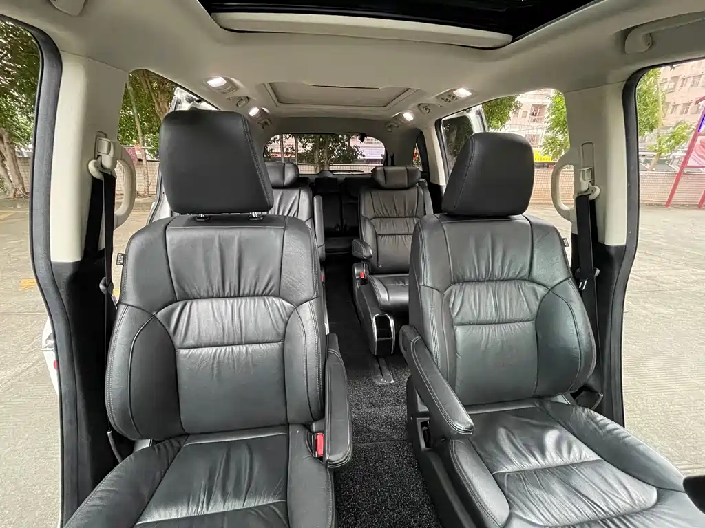Honda Odyssey 2019 — фото 14