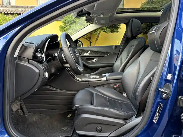 Mercedes-Benz C-Class 2021