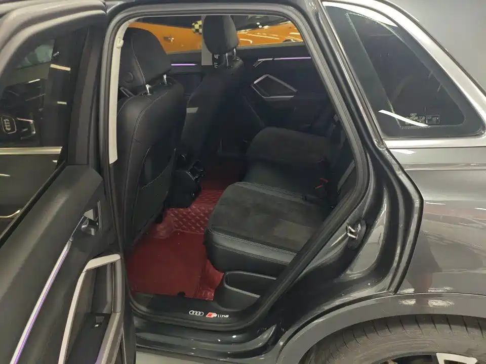 Audi Q3 2021