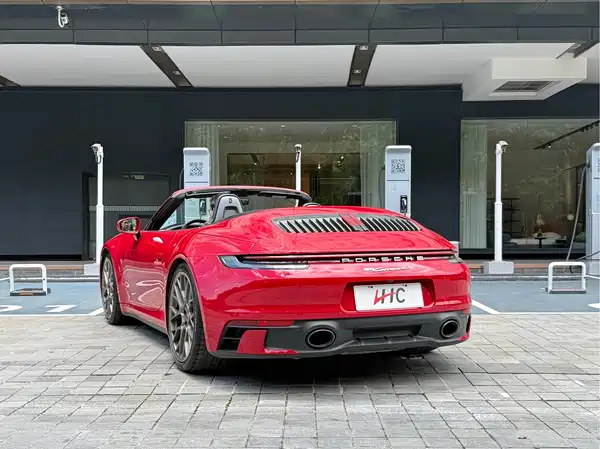 Porsche 911 2020