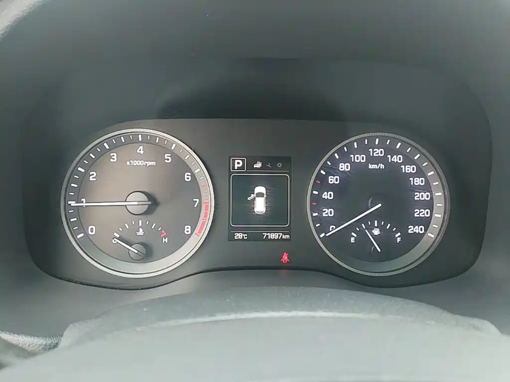 Hyundai Tucson 2017 — фото 12