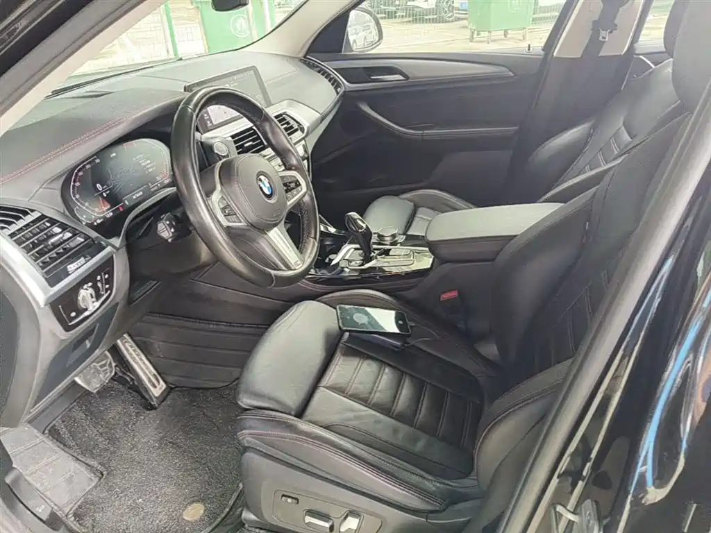 BMW X4 2021 — фото 15