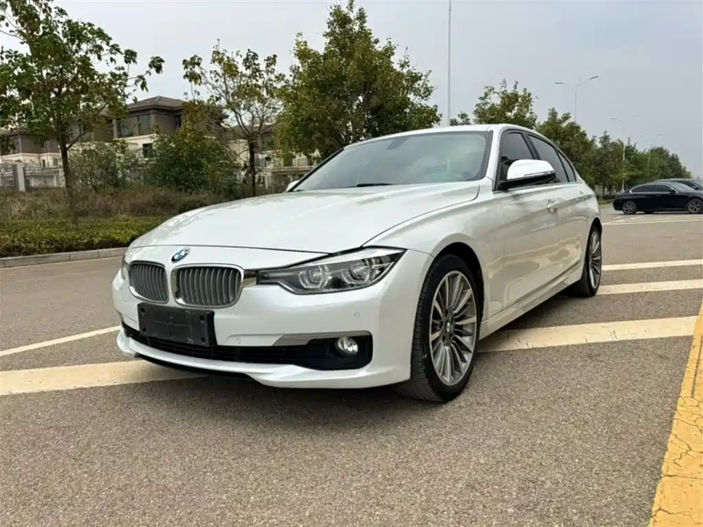 BMW 5 Series 2015 — фото 3