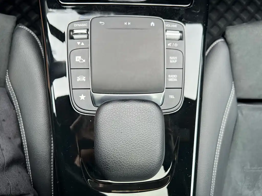 Mercedes-Benz A-Class 2023 — фото 17