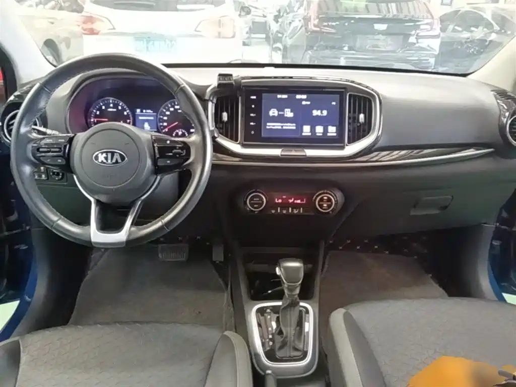 Kia KX1 2019 — фото 10