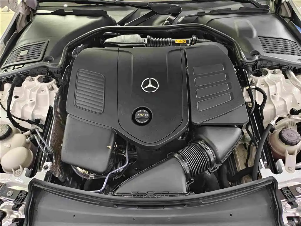 Mercedes-Benz C-Class 2024 — фото 15