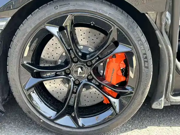 McLaren 720S 2019