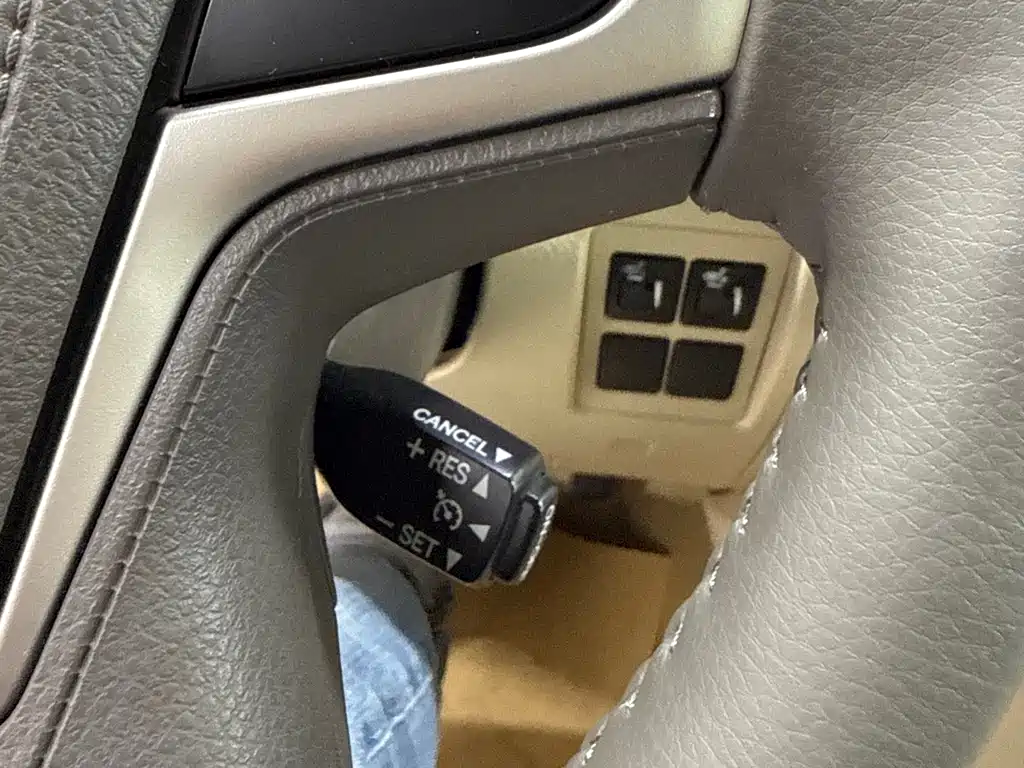 Toyota Land Cruiser 2020 — фото 27