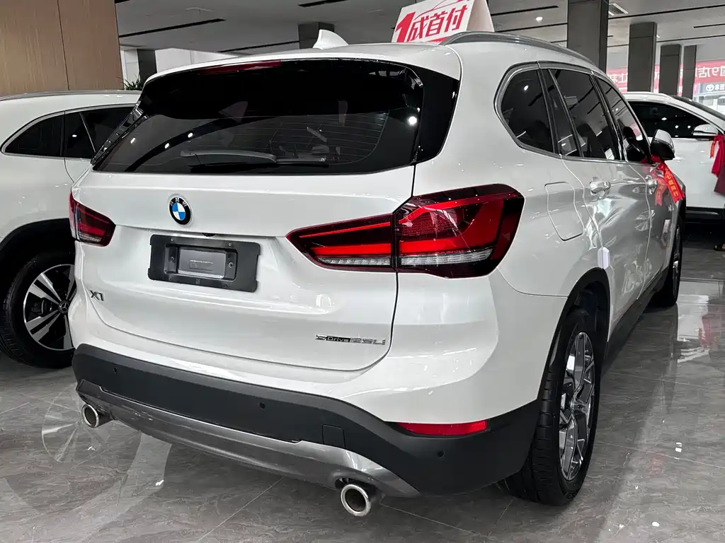 BMW X1 2022 — фото 11