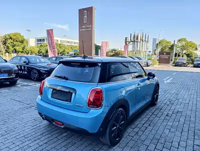MINI MINI 2019