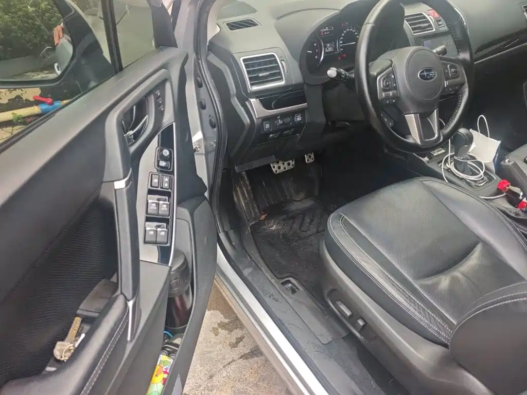 Subaru Forester 2017 — фото 13