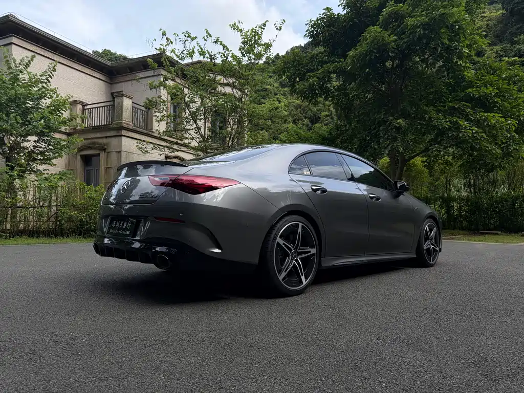 Mercedes-Benz CLA AMG 2025