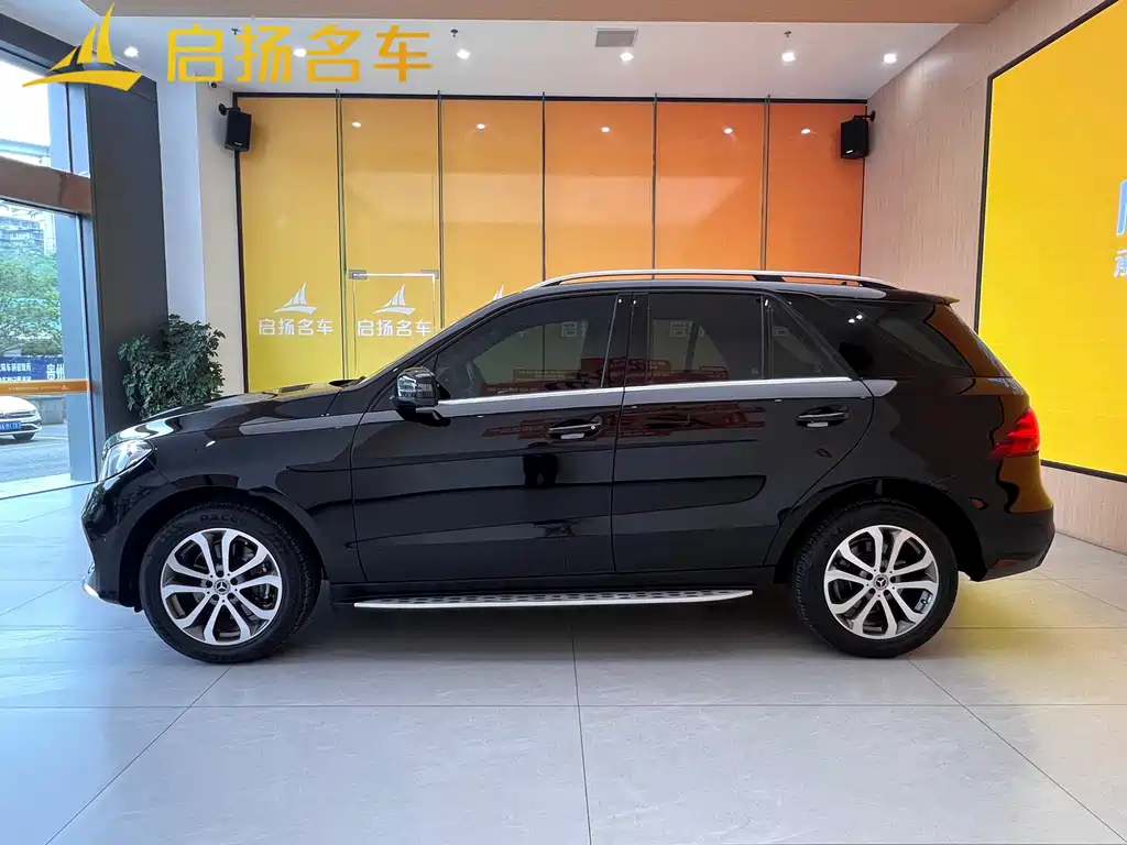Mercedes-Benz GLE 2018 — фото 3