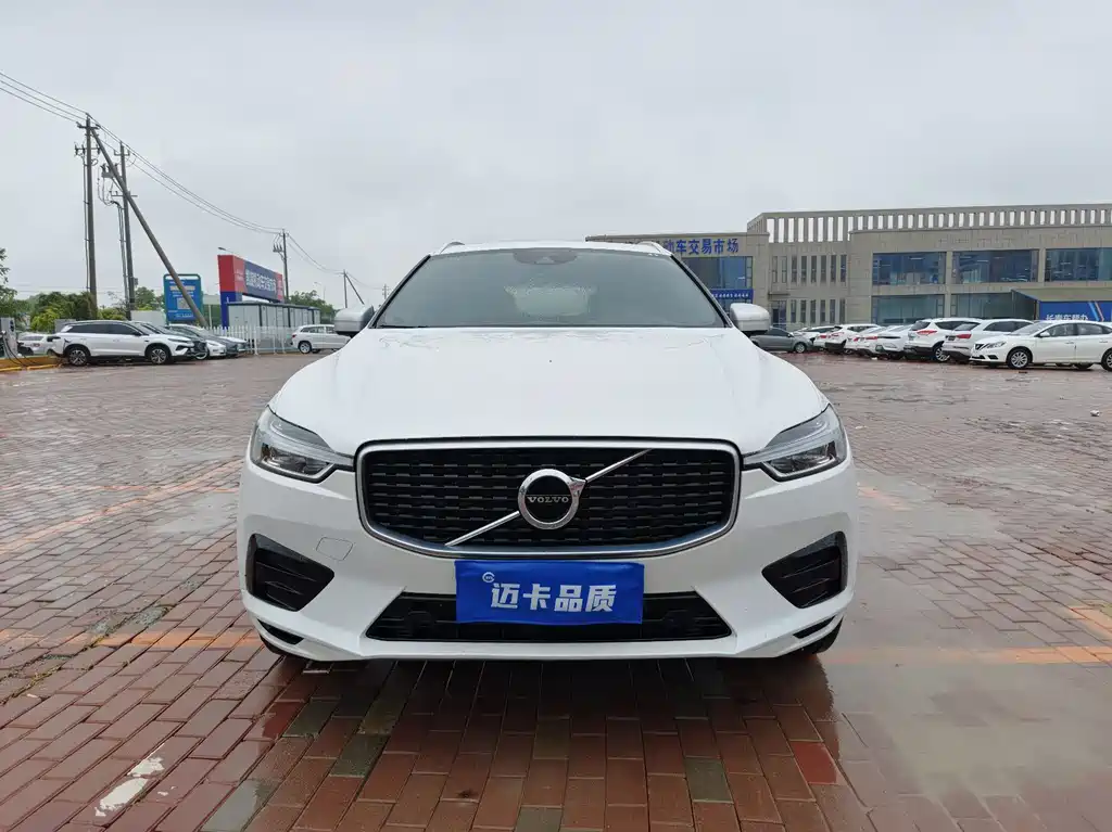 Volvo XC60 2019 — фото 2