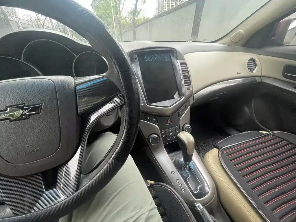 Chevrolet Cruze 2015 — фото 18