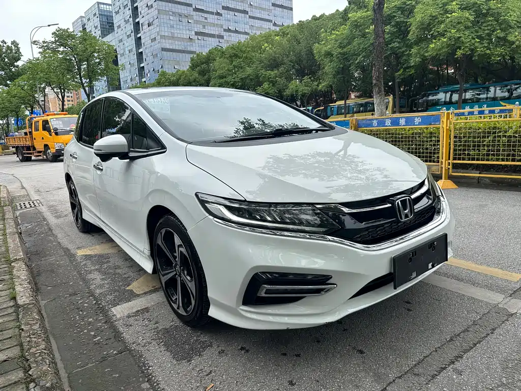 Honda Jade 2017