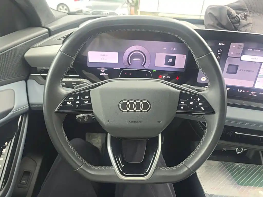 Audi Q6L E-Tron 2025 — фото 15