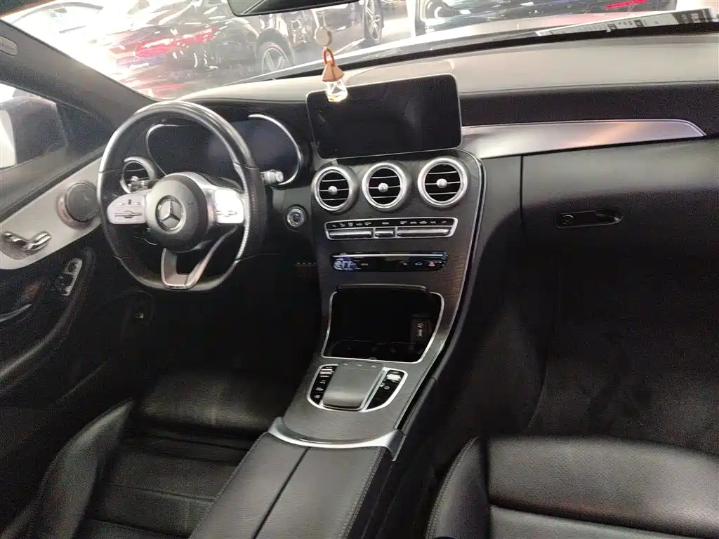 Mercedes-Benz C-Class 2020 — фото 6