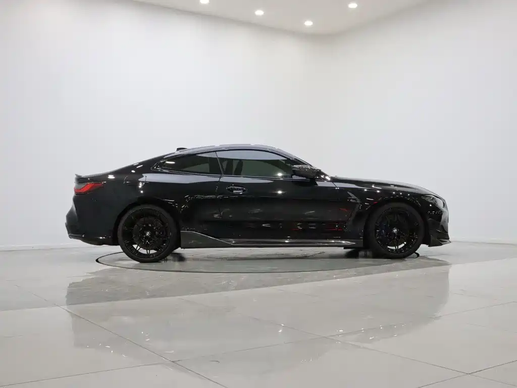 BMW M4 2022