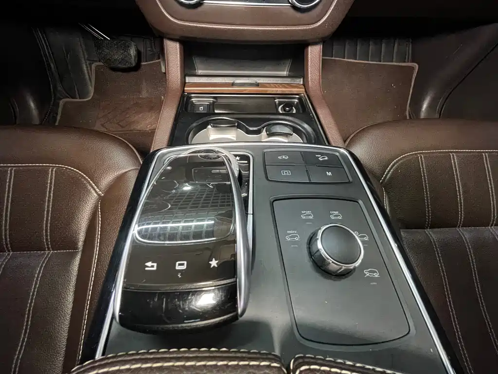 Mercedes-Benz GLE 2016 — фото 14