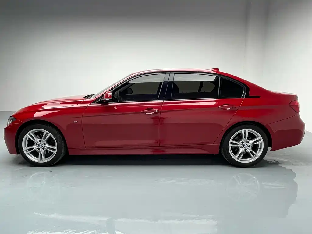 BMW 3 Series 2018 — фото 2