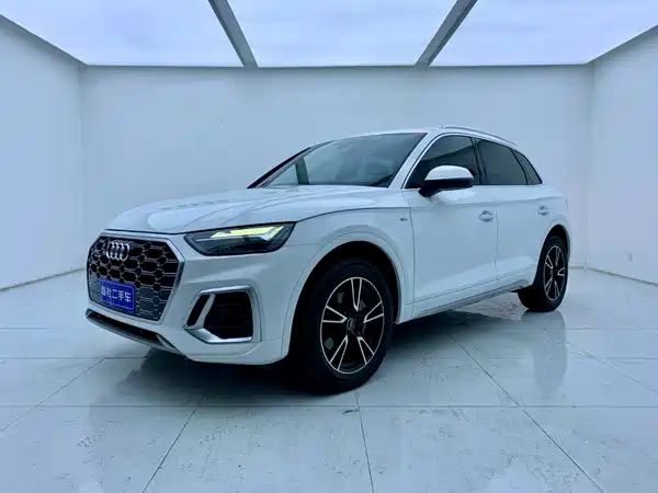 Audi Q5L 2022