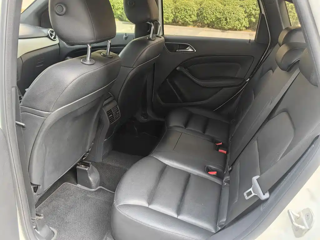 Mercedes-Benz B-Class 2013 — фото 14