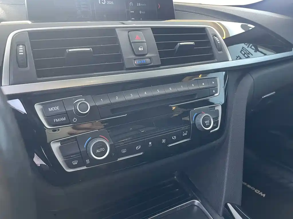 BMW 3 Series GT 2020 — фото 13