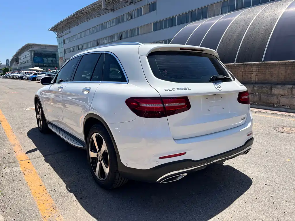 Mercedes-Benz GLC 2019 — фото 6