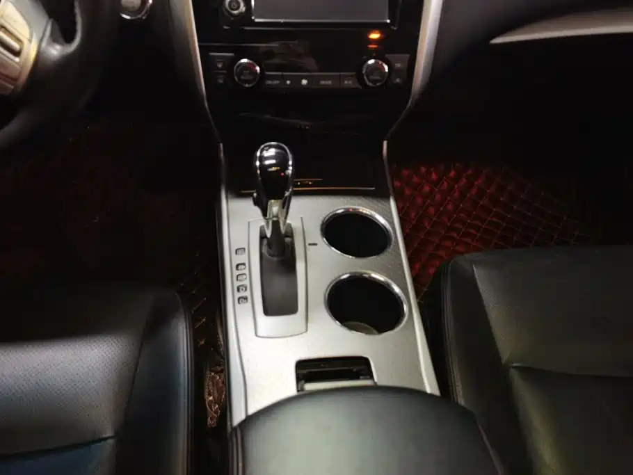Nissan Teana 2018 — фото 16