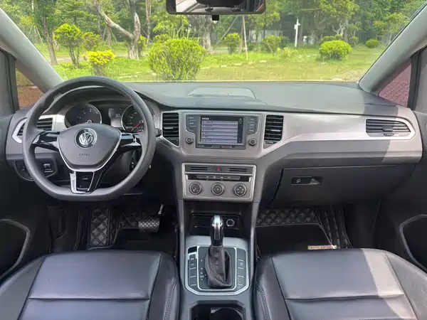 Volkswagen Golf Jialu 2017
