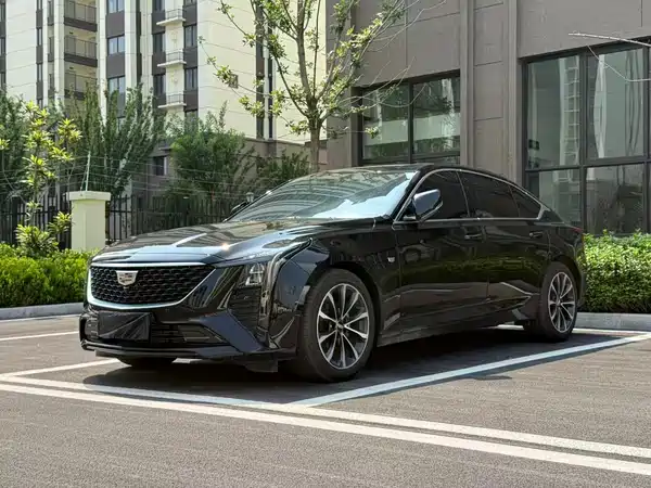 Cadillac CT5 2025