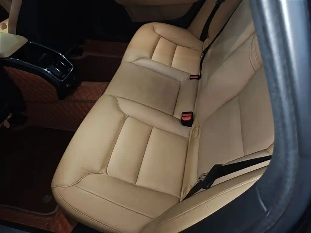 Volvo S90 2018 — фото 17