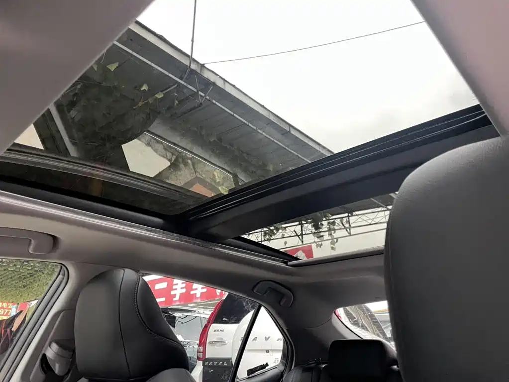 Toyota Camry 2022 — фото 10