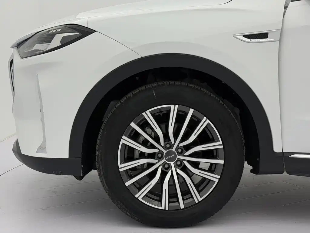 Jetour Jietu X70 PLUS 2023 — фото 23
