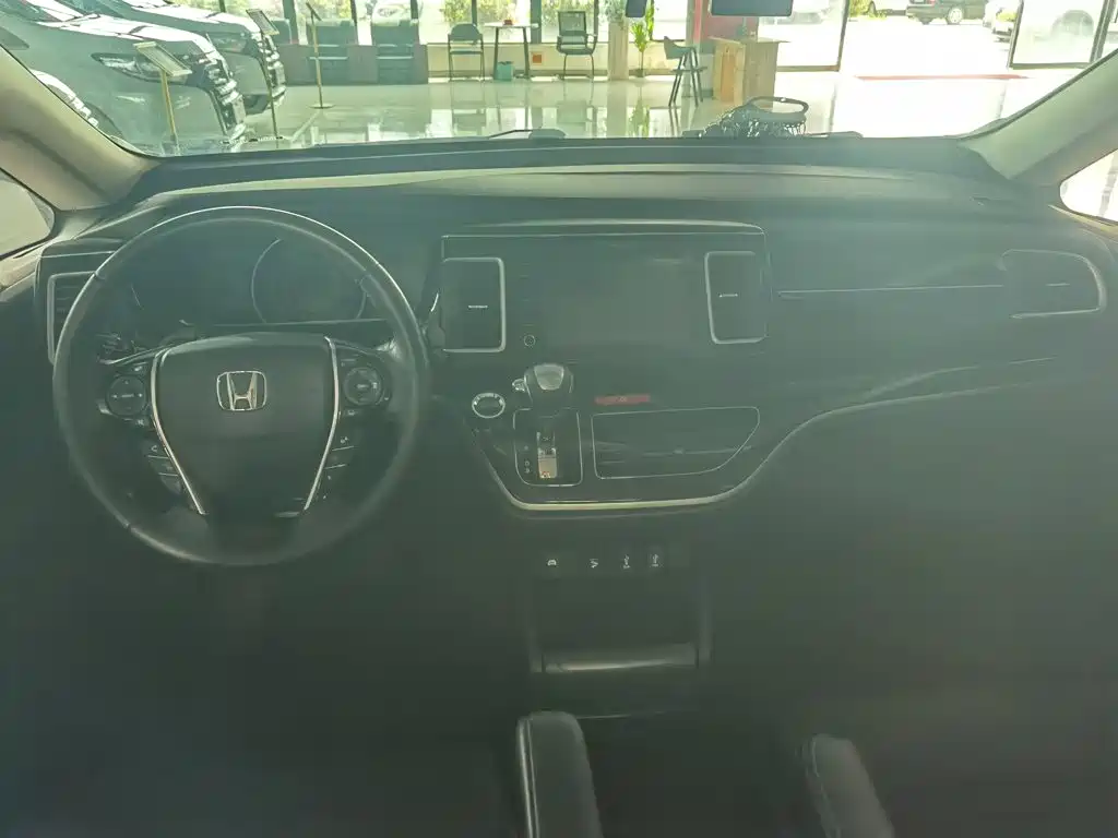 Honda Elysion 2021 — фото 10