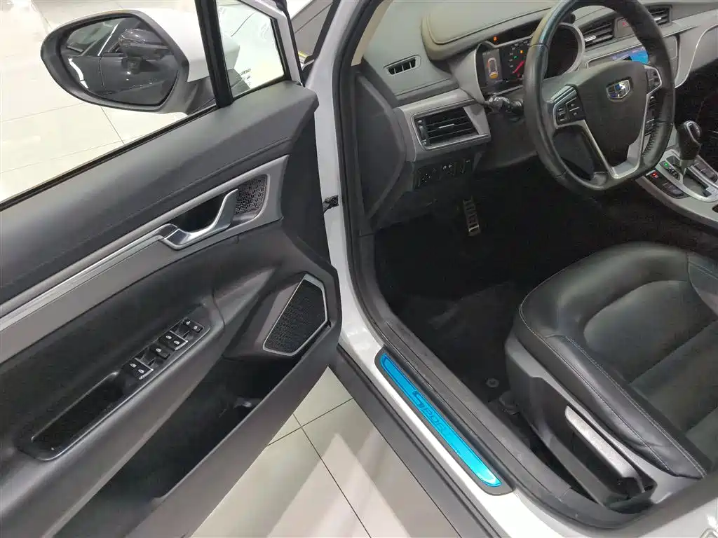 Geely Emgrand GS 2019 — фото 16