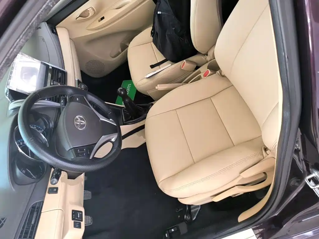 Toyota Vios 2015 — фото 15