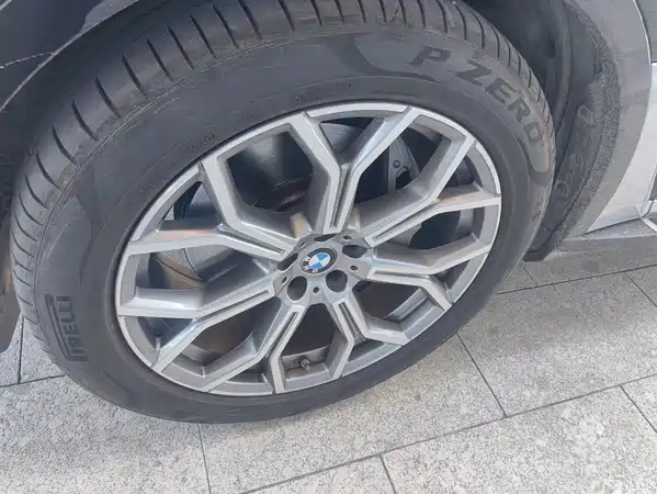 BMW X7 2024