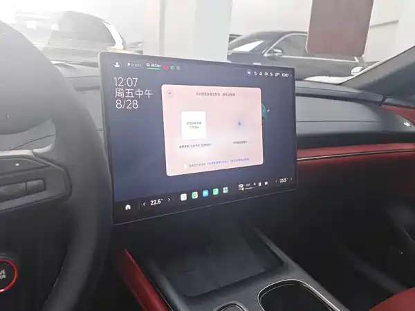 Xiaomi SU7 2025