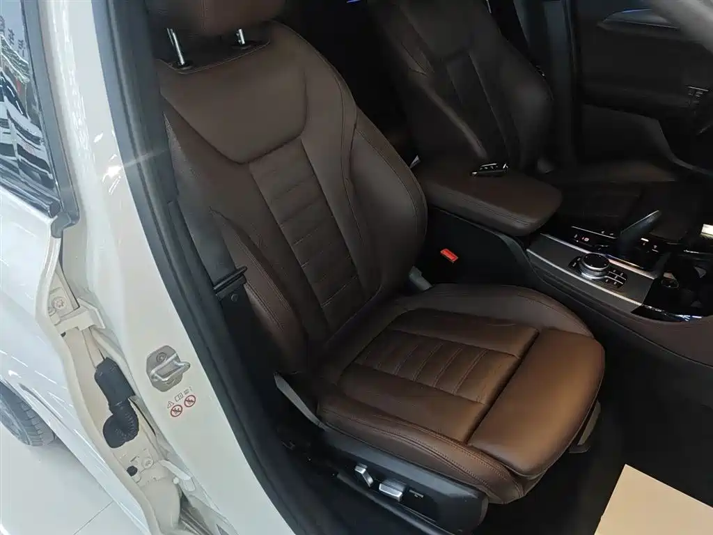 BMW X4 2020 — фото 20