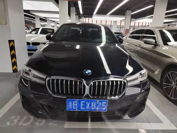 BMW 5 Series 2023