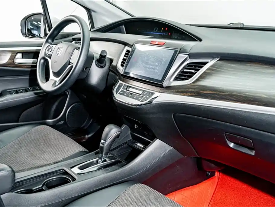 Honda Jade 2018 — фото 17