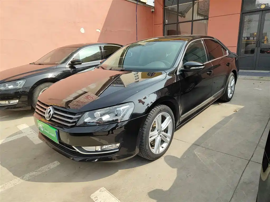 Volkswagen Passat 2015 — фото 1