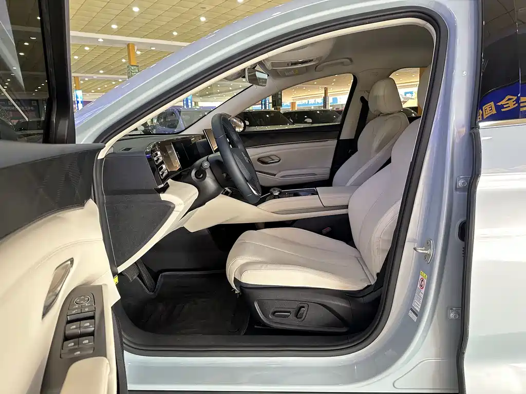 BYD Qin L 2024 — фото 10