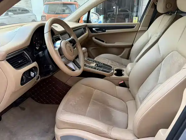 Porsche Macan 2014
