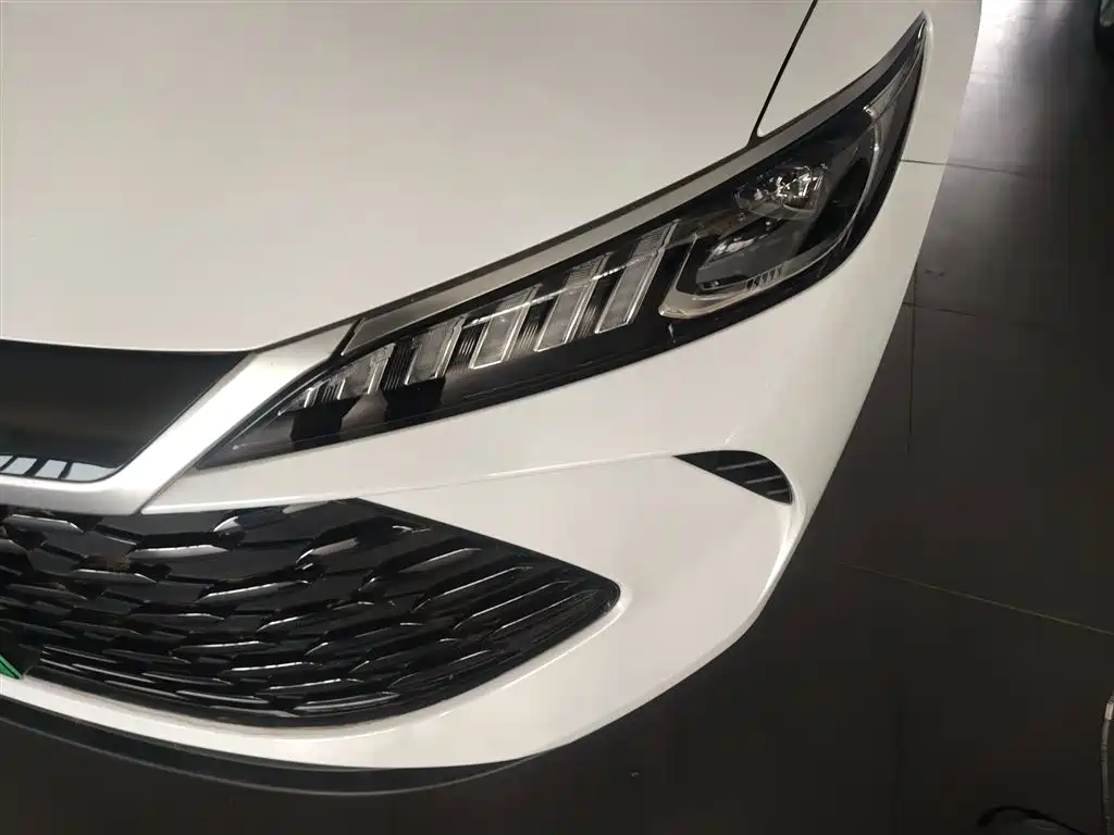 BYD Qin PLUS 2025 — фото 24